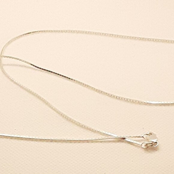 24 Inch Sterling Silver Box Snake Chain - Picture 5 of 6